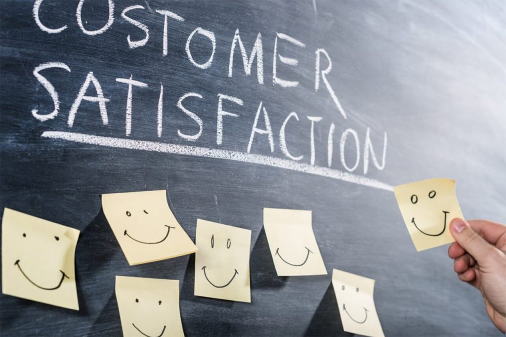 Customer Satisfaction Blackboard with Post-its